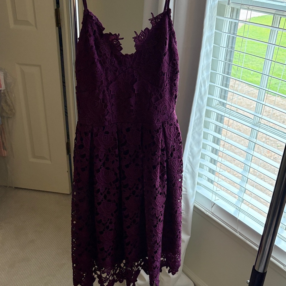 Aqua Brand Burgandy Lace Midi Dress XS